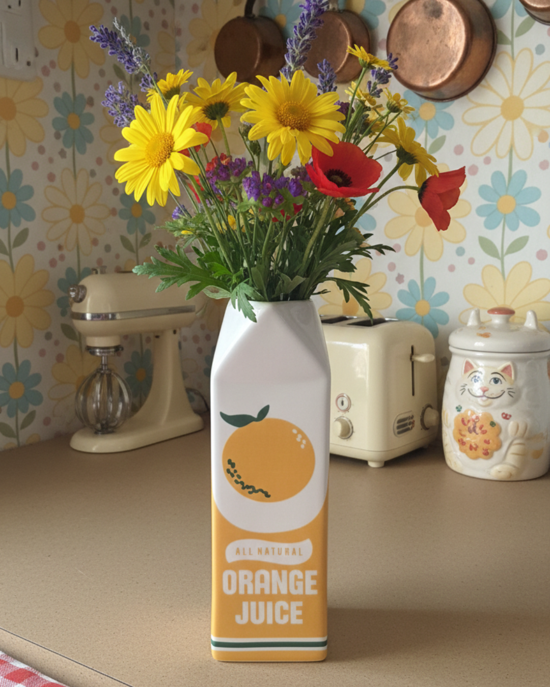 The Main Squeeze Vase 🍊🧡